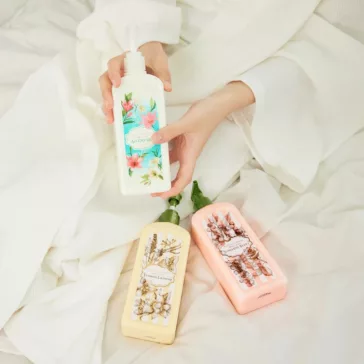   Nature Republic Perfume De Nature Body Lotion All Day Lily 345 ml 