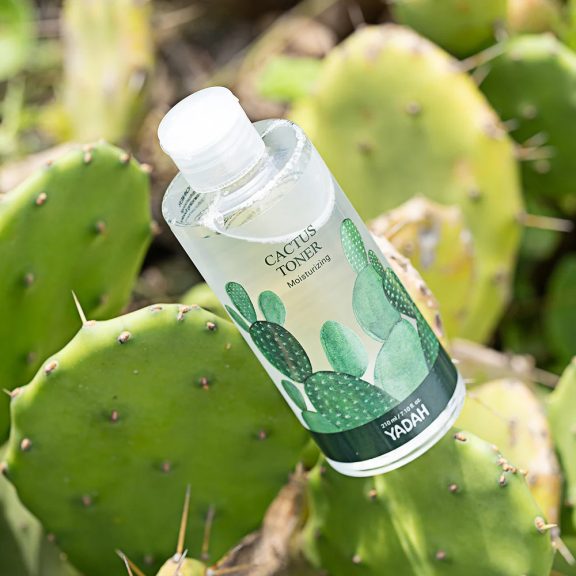 Yadah Cactus Moisturizing Toner 210 ml - Pórustisztító tonik