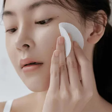 Celimax Jiwoogae Heartleaf BHA Peeling Pad - 60 pc