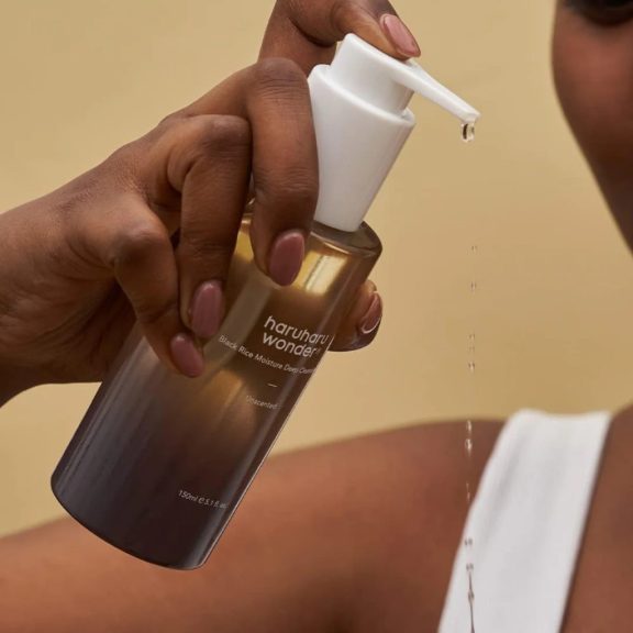 Haruharu Wonder Black Rice Moisture Deep Cleansing Oil 150ml - Mélytisztító Sminkeltávolító Olaj