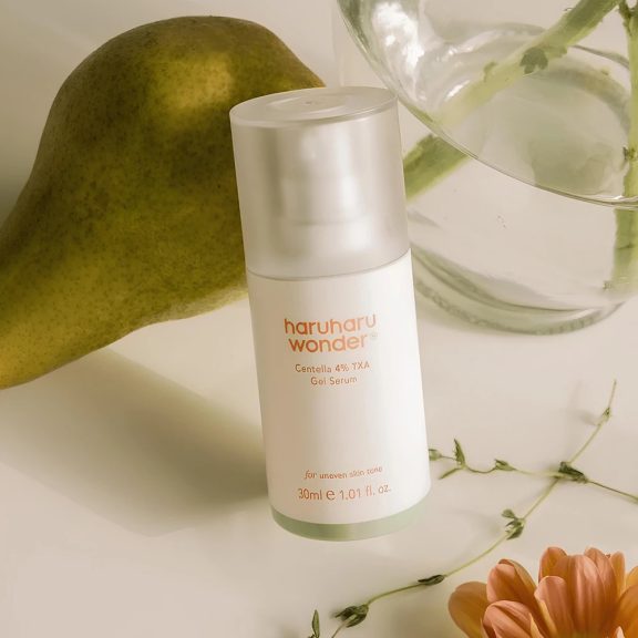 Haruharu Wonder Centella 4% TXA Dark Spot Go Away Serum 30ml - Szérum Niacinamiddal és C-vitaminnal