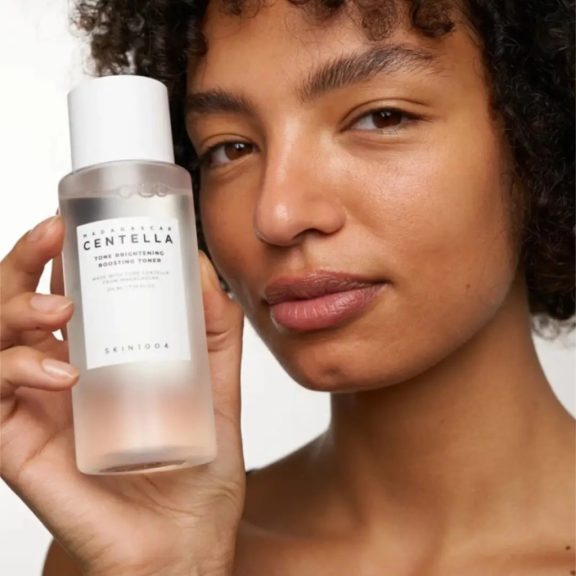 Skin1004 Madagascar Centella Tone Brightening Boosting Toner 210 ml