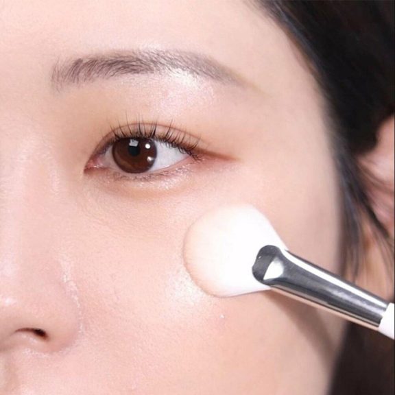 Fillimilli Highlighter Fan Brush 856 - highlighter ecset