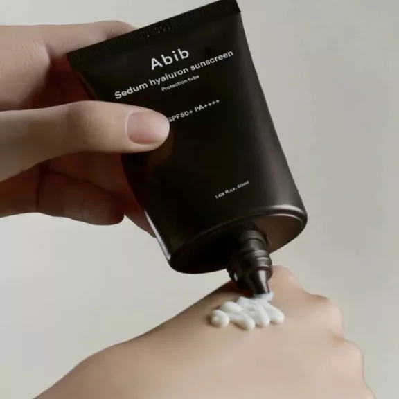 Abib Sedum Hyaluron Sunscreen Protection Tube SPF50+/PA++++ 50ml - Moisturizing Sunscreen Cream