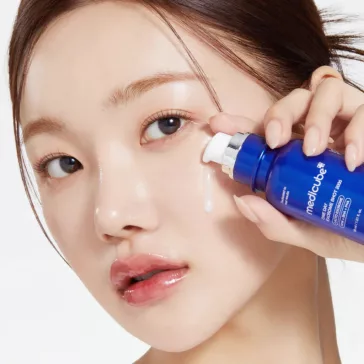   Medicube One Day Exosome Shot Pore Ampoule 2000 - 30ml - Revitalizing Serum with Microneedles