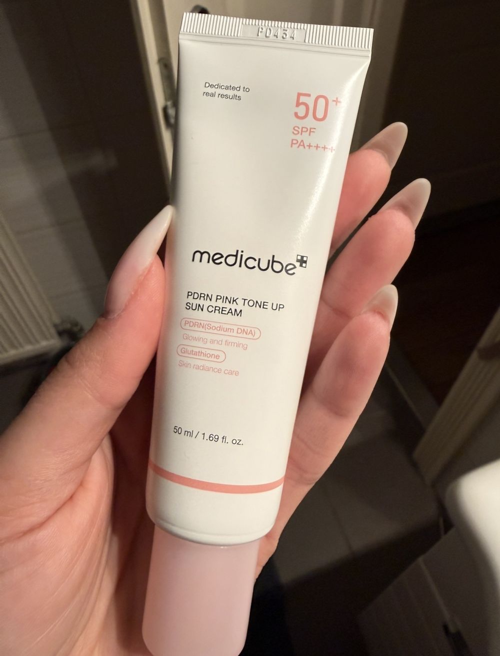 Medicube PDRN Tone Up Sun Cream - Világosító Hatású Fényvédő Krém